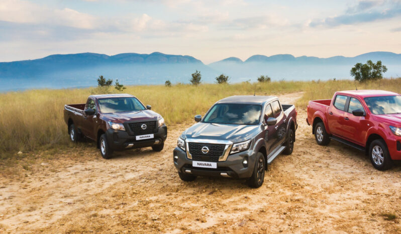 
								NISSAN NAVARA full									